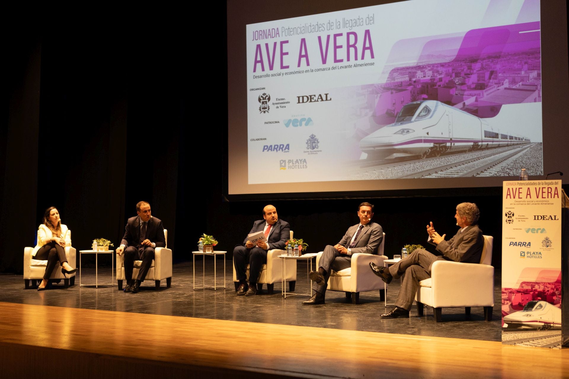 La jornada del AVE en Vera, en fotos