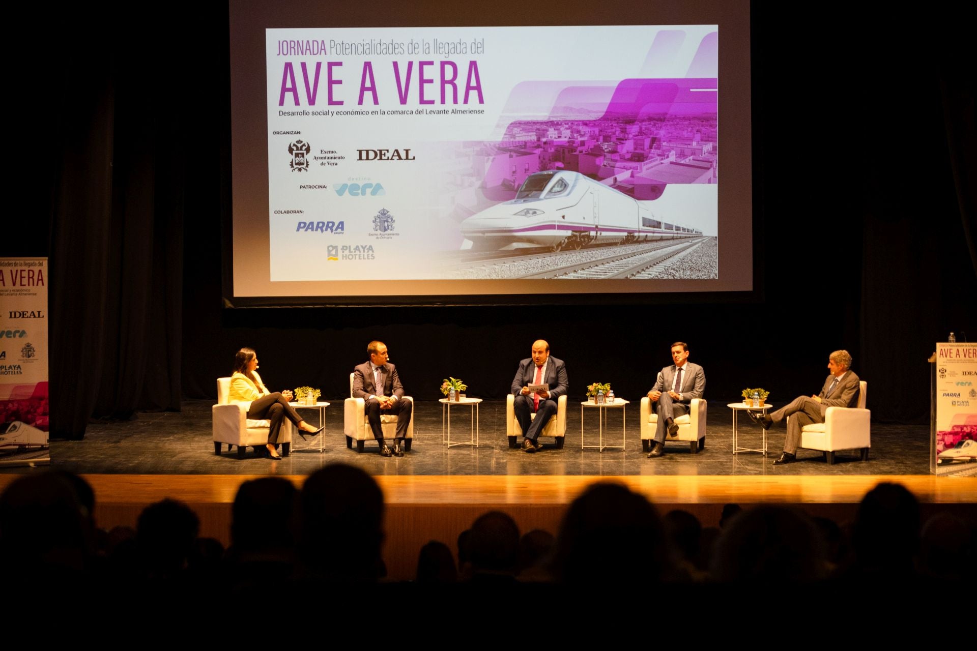 La jornada del AVE en Vera, en fotos