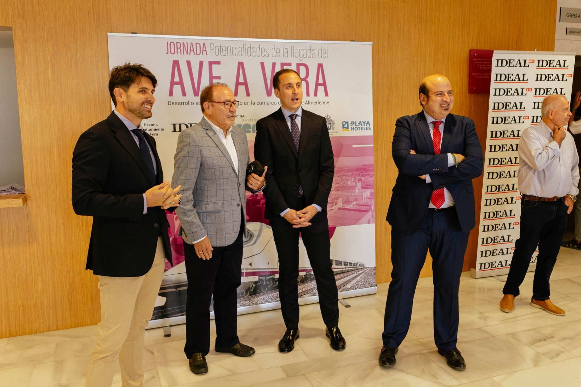 La jornada del AVE en Vera, en fotos