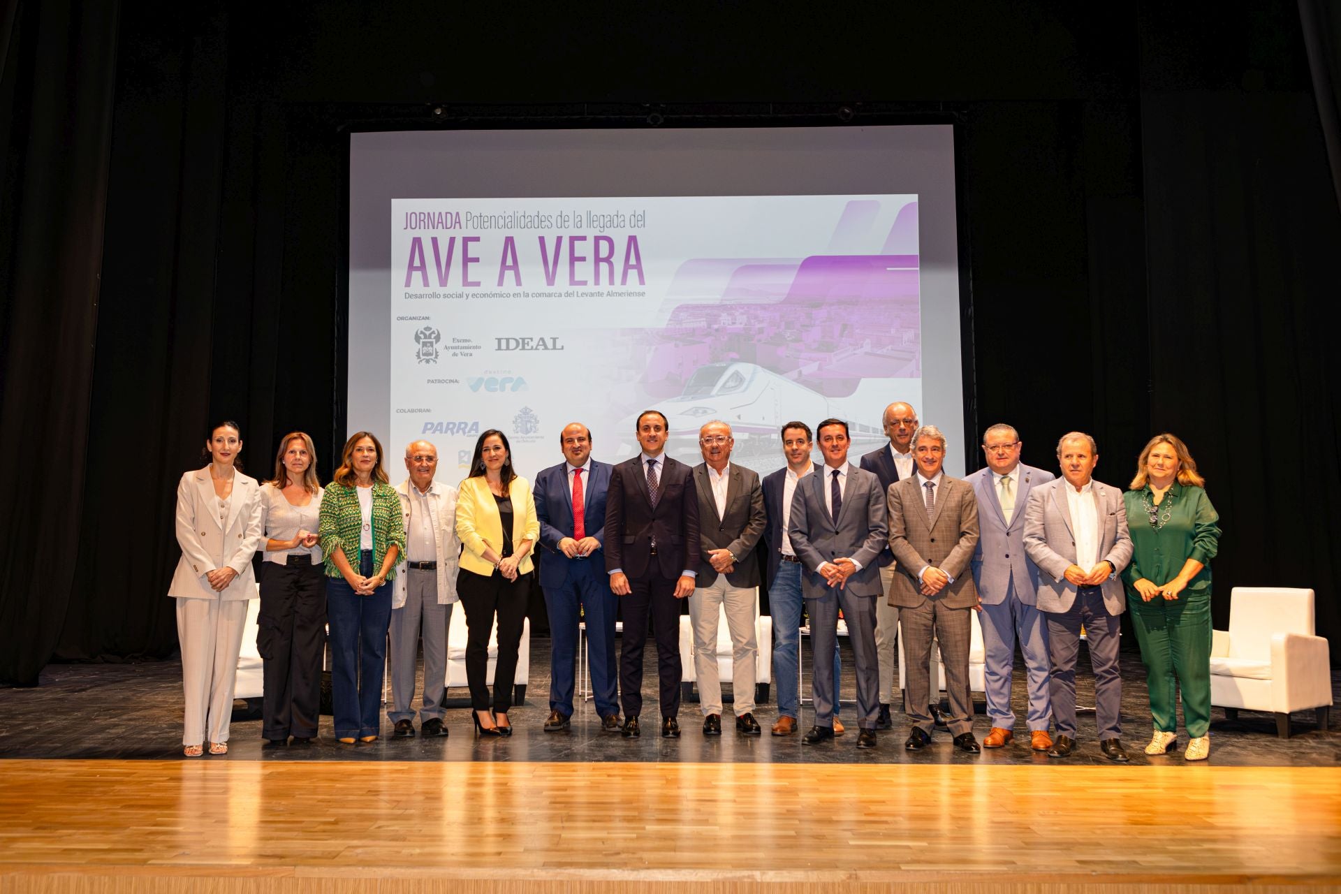 La jornada del AVE en Vera, en fotos