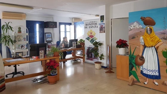 La oficina de turismo de Mojácar registra un aumento del 15% en consultas físicas en 2024