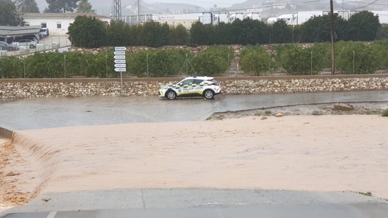 Restablecida la circulación en la A-1178, cortada por nevada en su ascenso al puerto de Calar Alto
