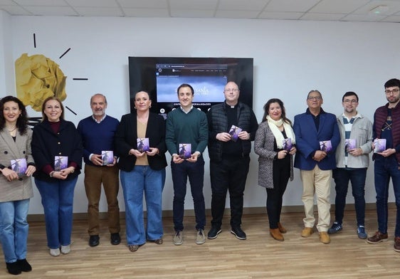 Página web y libro para no perderse detalle de la Semana Santa de Vera