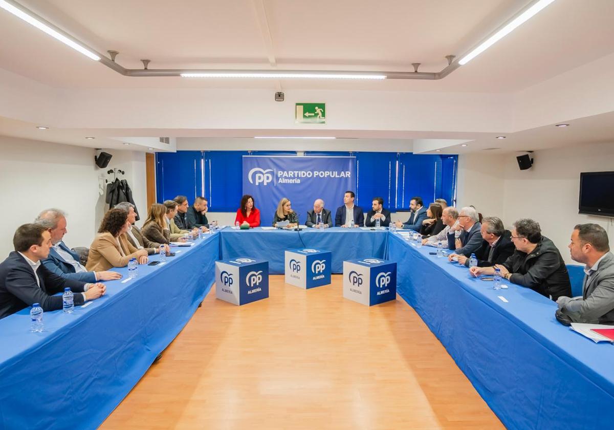 Reunión entre el PP y las asociaciones esta semana.