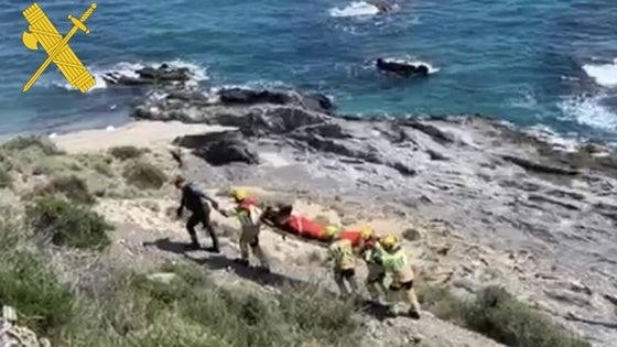 Rescatan a un hombre atrapado en el fondo de un barranco en Cuevas del Almanzora