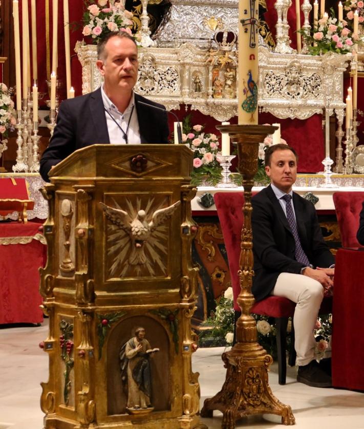 Imagen secundaria 2 - Vera inicia la cuenta atrás hacia el centenario de la coronación de su Patrona, la Virgen de las Angustias