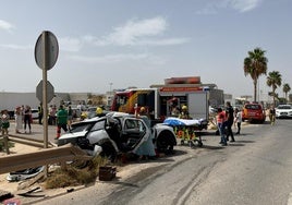 Excarcelan a dos personas en una colisión múltiple en Pulpí