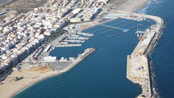 El puerto de Garrucha bate su récord con 7,7 millones de toneladas de mercancías