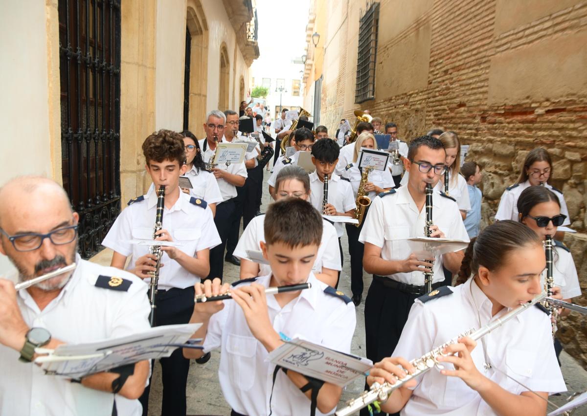 Imagen secundaria 1 - Vera echa a andar su Feria de San Cleofás con toros y una programación cultural de primera