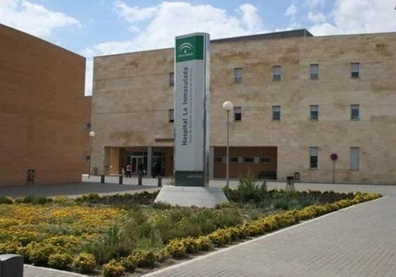 Evacúan a un migrante herido tras el desembarco de 18 personas en Pulpí y Cuevas del Almanzora