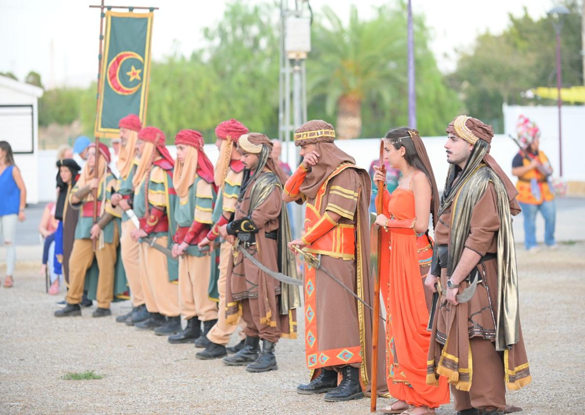 Imagen secundaria 1 - Vera se convierte en la capital andaluza de los Moros y Cristianos