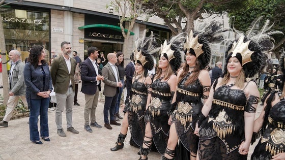 El rugido de la historia de Mojácar despliega la épica de los Moros y Cristianos en la capital