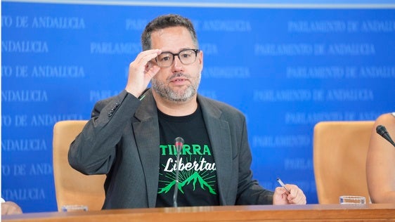 Adelante pide sacar El Algarrobico de la «peleíta corta» de PP y PSOE: «Uno y otro y sigue ahí»