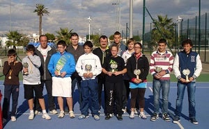 Más de 50 tenistas participaron en el III Torneo de Navidad de Tenis Pulpí 2011