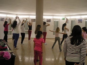 Las clases de funky, hip hop y música dance causan furor en Pulpí