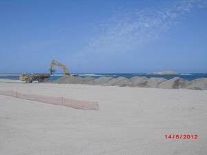 Comienza el trasvase de arena a la Playa del Ancón en Carboneras