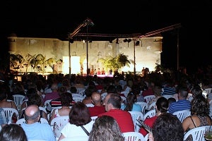 Magia, Exotismo e Ilusión en el Castillo de San Juan de los Terreros de Pulpí con el mago Cobra el domingo
