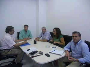 El alcalde de Vera mantiene un encuentro con el Jefe Provincial de Costas para establecer las mejores soluciones a los problemas del litoral veratense
