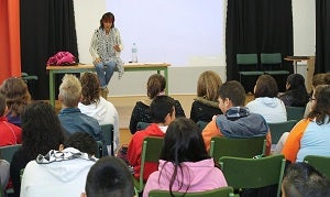 La información veraz y el conocimiento de los alimentos sanos por parte de los jóvenes, principales argumentos del Taller de “Hábitos de Vida Saludable”, celebrado en Pulpí