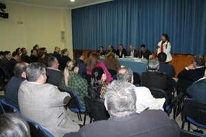 Amat vuelve a comprobar la situación del Levante cuatro meses después de las inundaciones