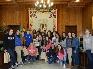 Alumnos  de intercambio visitan el Ayuntamiento de Huércal-Overa