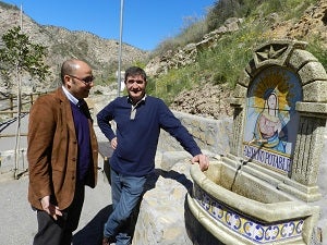 Huércal-Overa arregla el camino que lleva a La Santa y sus vecinos el lugar de culto