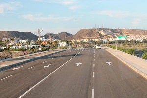 Ayer se abrió al tráfico rodado un nuevo vial en San Juan de los Terreros, incluido en el proyecto de Infraestructuras de la Zona Costera Litoral, de Pulpí