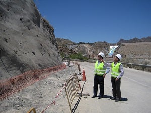 La  carretera de acceso al pantano de Cuevas del Almanzora ya está abierta
