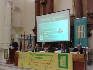 El bibliotecario de Vera, Francisco Ruiz, detalla las ventajas del Colegio Profesional