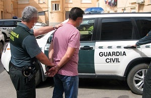 Desmantelada una organización criminal que robaba en Cuevas y luego vendía el material por Internet