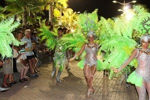 Más de 6.000 personas en el Carnaval de Verano de Terreros