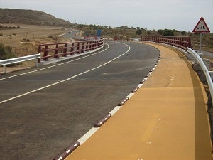 El pueblo y la playa de Vera ya están siete kilómetros ‘más cerca’, por Cabuzana