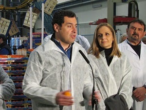 Moreno urge a Susana Díaz a "dejar de deshojar la margarita"