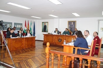 Pulpí aprueba los presupuestos municipales para 2016 por un importe cercano a los 12 millones de euros