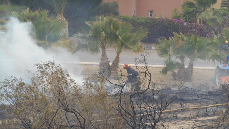 Bomberos acuden a tres incendios en la tarde de ayer