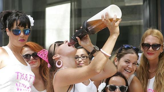 Imagen genérica de una despedida de soltera