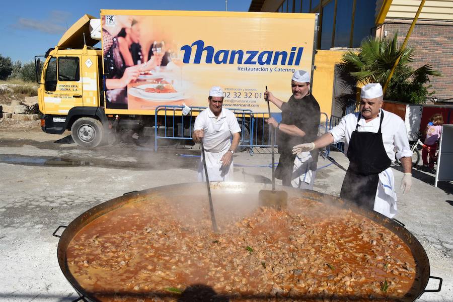 La Feria de Ganado de Loja está organizada por el Ayuntamiento de Loja y la Asociación de Criadores de la Raza Ovina Lojeña y cuenta con la colaboración de la Asociación del Poniente Granadino, la Diputación de Granada, la Junta de Andalucía y el Ministerio de Agricultura. 