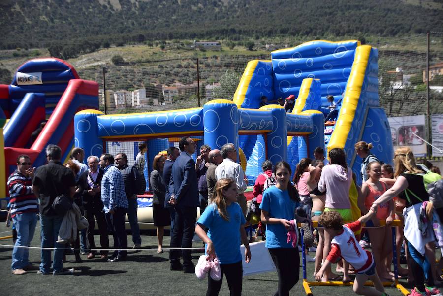 Comienzan cinco días de diversión para escolares y familias en la Ciudad Deportiva de la Joya.