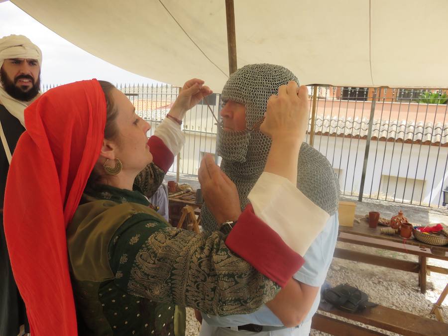 Visitamos el mercado artesano y el campamento histórico de la Alcazaba, protagonistas este fin de semana en Loja.