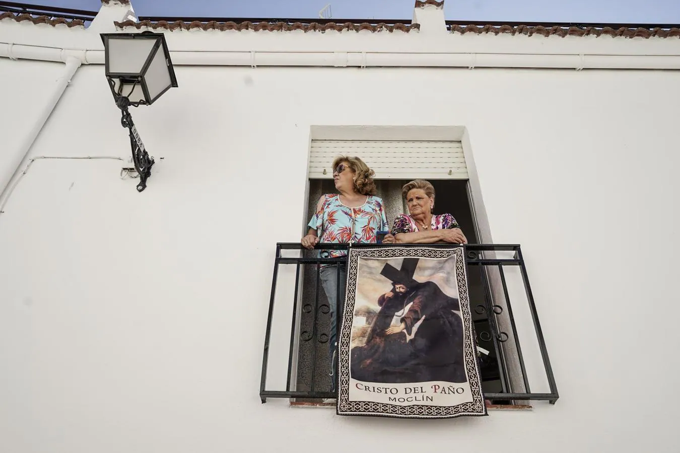 La devoción y costumbre en torno a este lienzo religioso concentra en Moclín a numerosos visitantes en una de las romerías más antiguas y multitudinarias de Andalucía