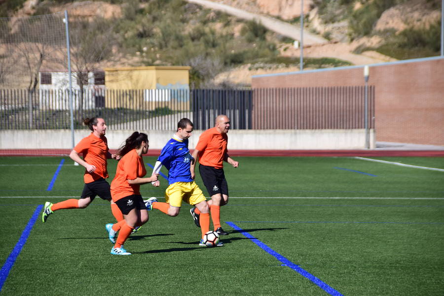 Fotos: Derbi de campeones en el Poniente