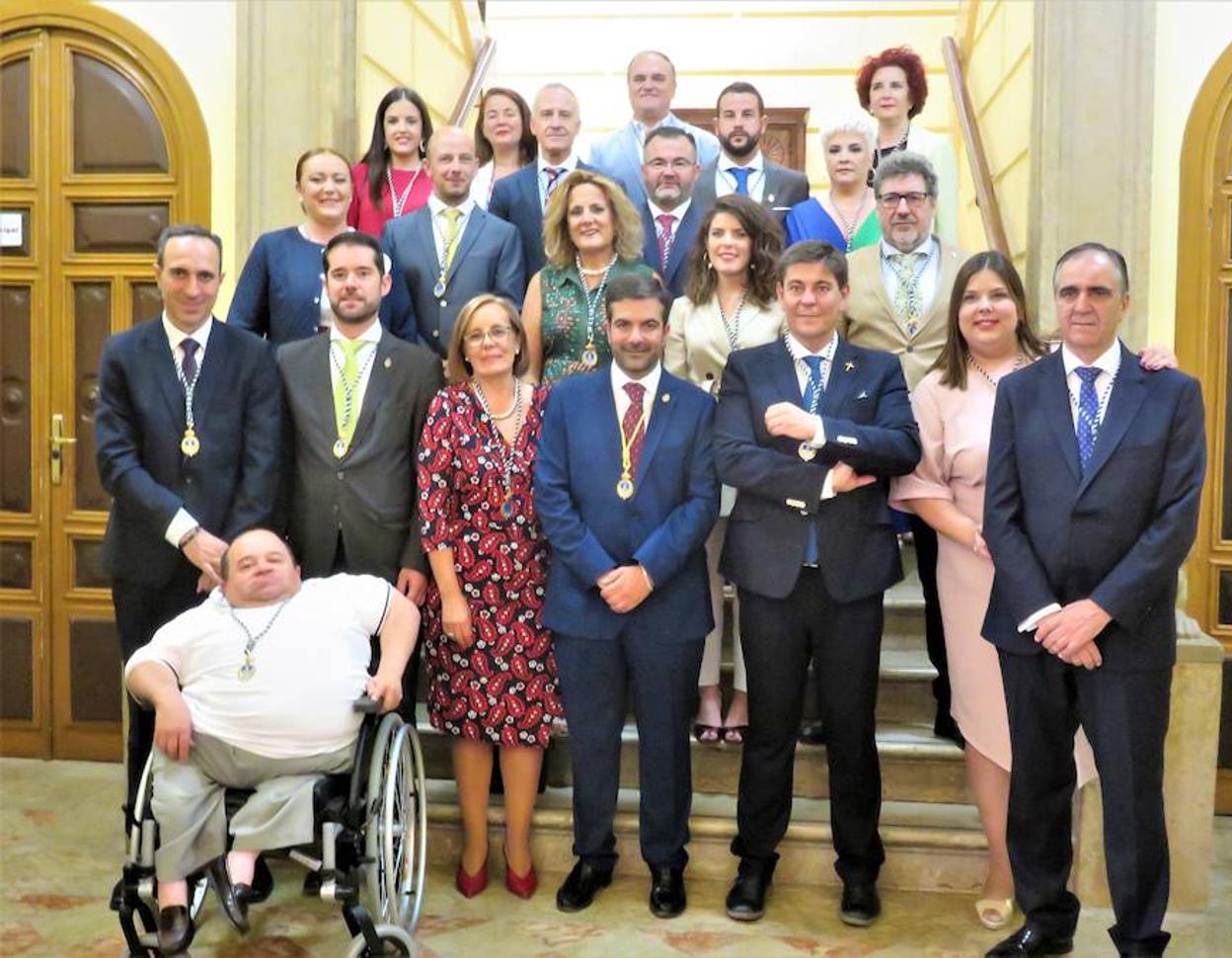 Joaquín Camacho inicia su tercer mandato con la mayoría más amplia vivida en Loja