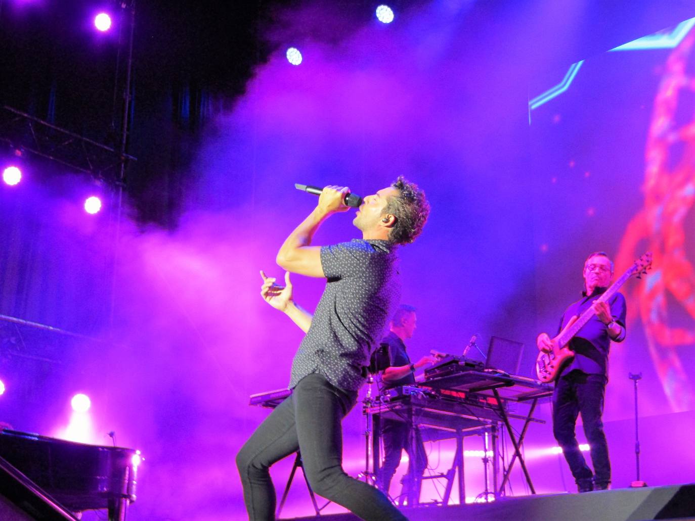 Fotos: 15.000 personas &#039;vibran&#039; en Loja con Bisbal
