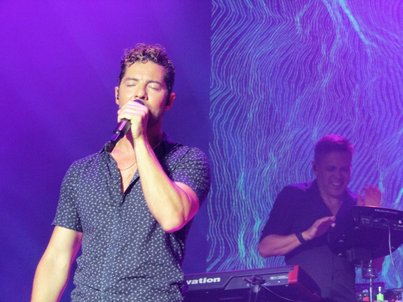 Fotos: 15.000 personas &#039;vibran&#039; en Loja con Bisbal
