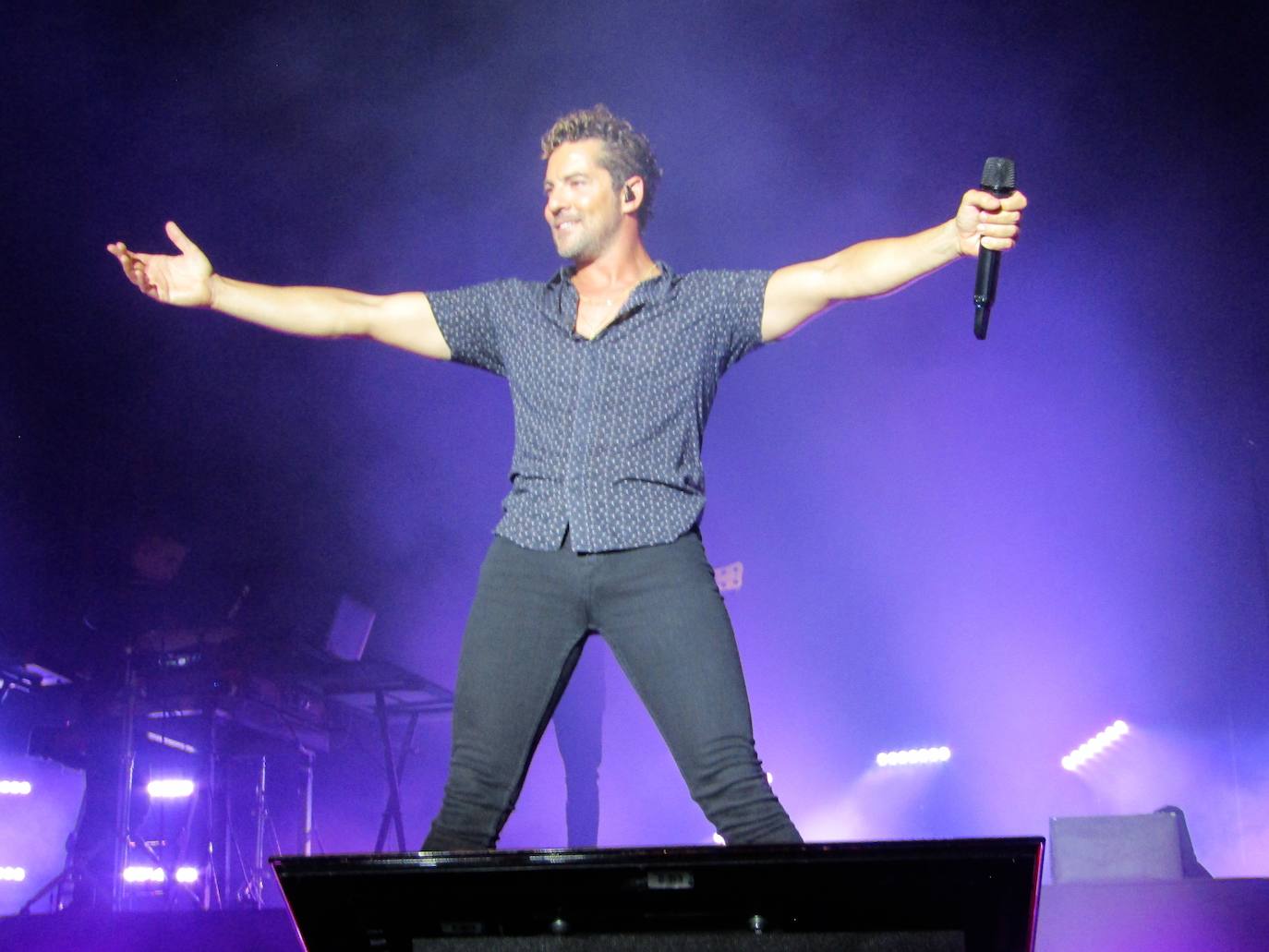 Fotos: 15.000 personas &#039;vibran&#039; en Loja con Bisbal