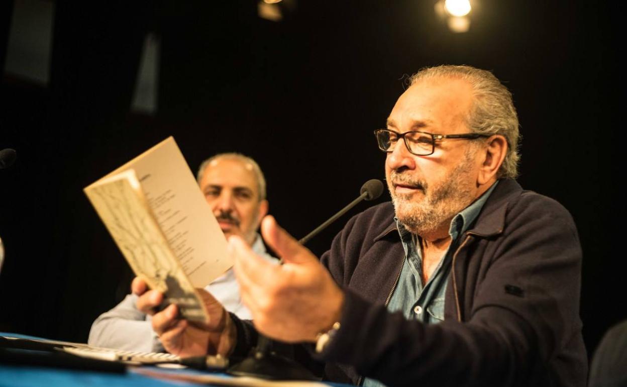 Antonio García Barbeito acercó a jóvenes estudiantes roqueteros a su poesía más profunda