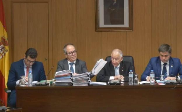 Gabriel Amat: «El pacto con Vox sigue en vigor»