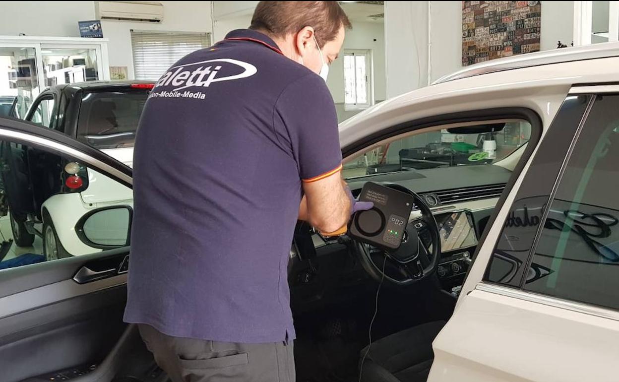 Los taxis del Poniente se desinfectarán con ozono para dar más seguridad