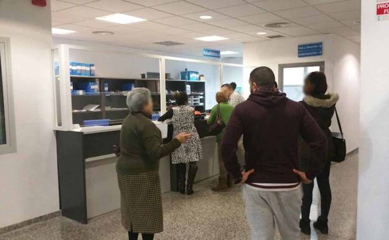 IUTDEQ pide la intervención del Defensor del Pueblo ante el colapso de los servicios de Estadística de Roquetas