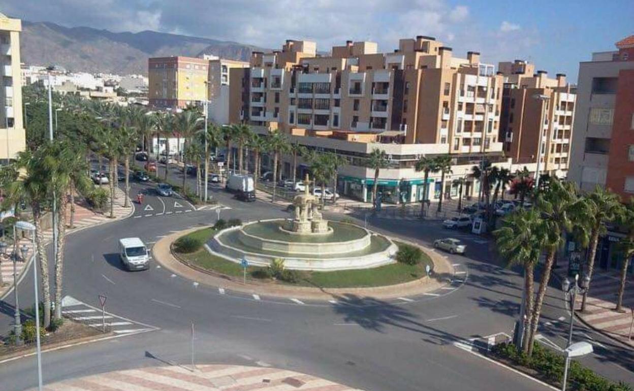 Vecinos de El Parador denuncian carreras y maniobras peligrosas en la carretera de Alicún
